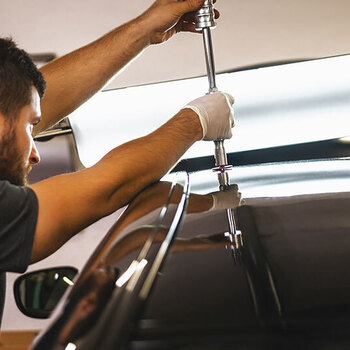 Удаление вмятин без покраски (PDR-технология) - Кузовной ремонт. Детейлинг центр. Оклейка защитной пленкой